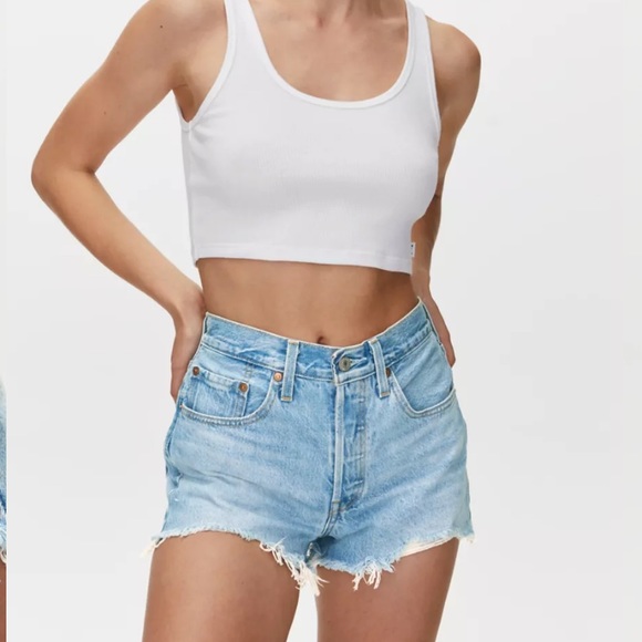 Levi’s 501 raw hem shorts - Picture 2 of 6